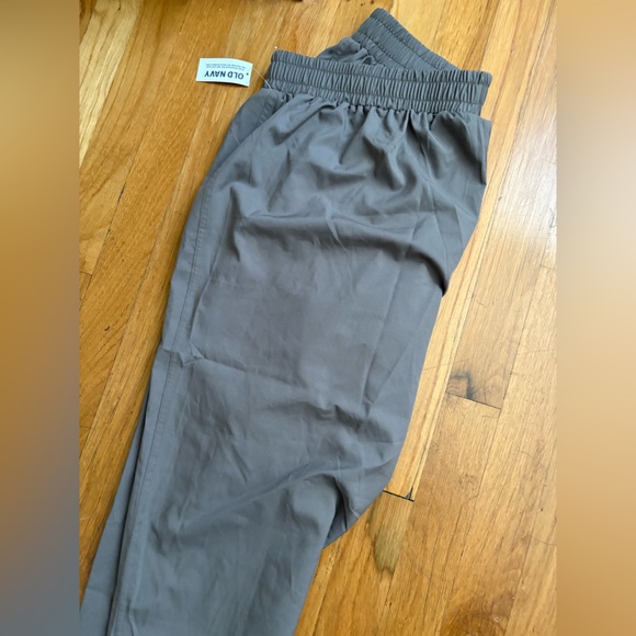 Old Navy stretch tech dry quick pants - Picture 4 of 6